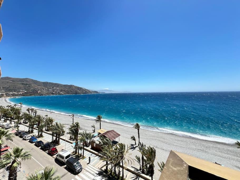 Pushe Playa Velilla Beach & Tradition 3 Almunecar Exterior photo
