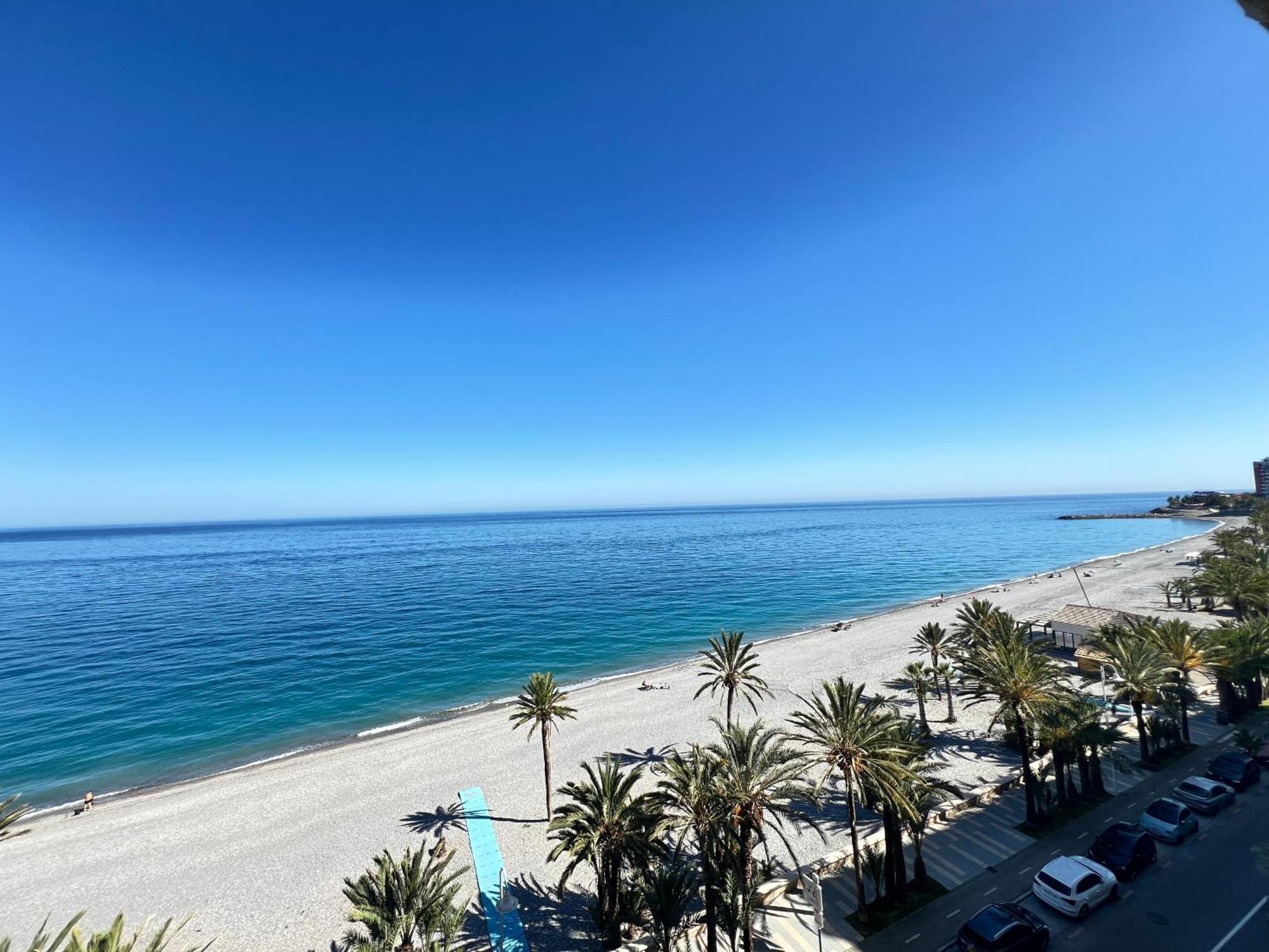 Pushe Playa Velilla Beach & Tradition 3 Almunecar Exterior photo